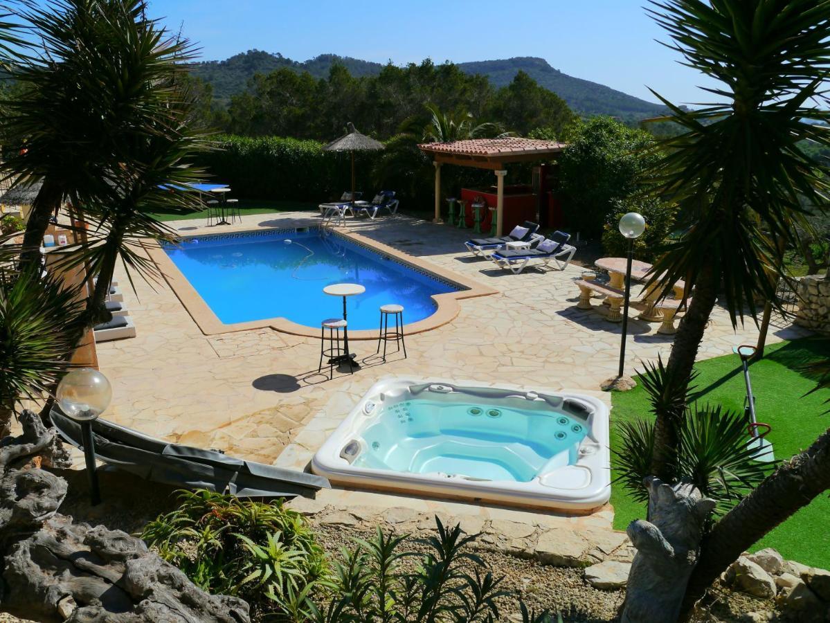Villa Miramar Sant Llorenc Des Cardassar Exterior photo